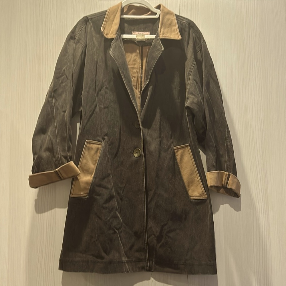 Vintage Oversized Jean two toned jacket. Grey camel with pockets Made in Canada